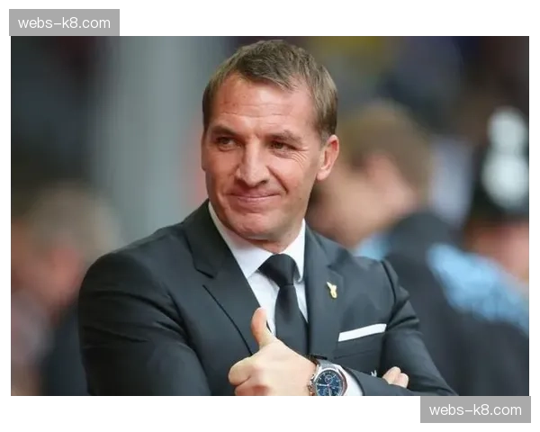 通讯:从降级区到中游,拉斯帕尔马斯主帅皮米恩塔的执教哲学 通讯:从降级区到中游,拉斯帕尔马斯主帅皮米恩塔的执教哲学