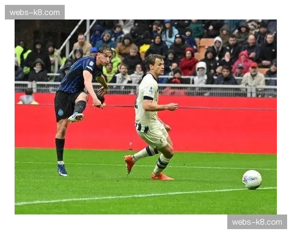 那不勒斯2-2战平亚特兰大，K77传射建功，斯卡马卡补时扳平